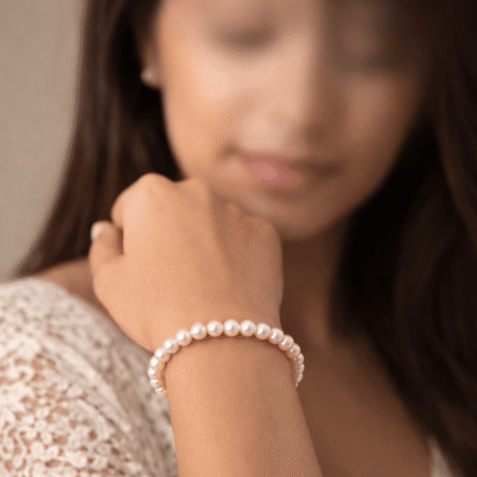 Elegance looking Peral Bracelet Coszon